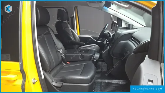HYUNDAI STARIA L3.5  KINDER SAFETY CAR