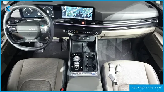 KIA CARNIVAL GASOLINE 9 SEATER X LINE