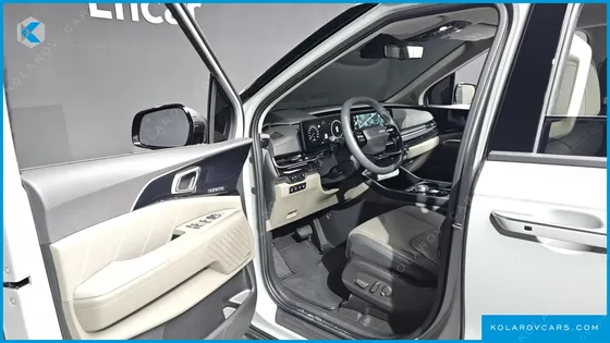 KIA CARNIVAL GASOLINE 9 SEATER X LINE