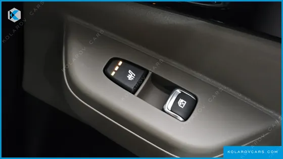 KIA CARNIVAL GASOLINE 9 SEATER X LINE
