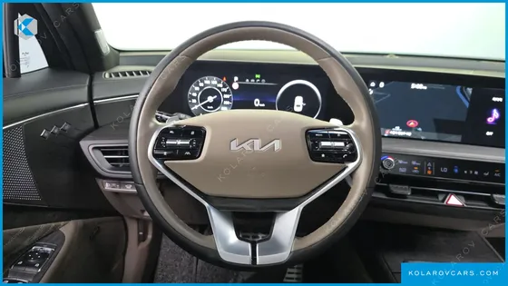 KIA K8 2.5 GASOLINE 2WD