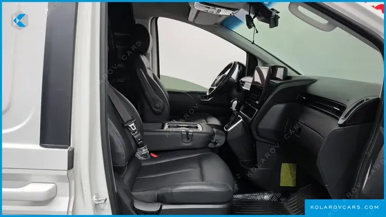 HYUNDAI STARIA CARGO 3-SEATER