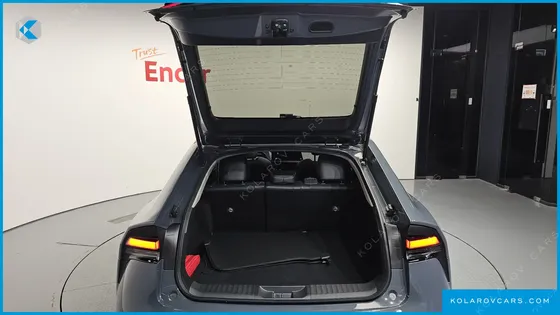 TOYOTA PRIUS 2.0 XLE