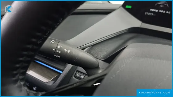 TOYOTA PRIUS 2.0 XLE