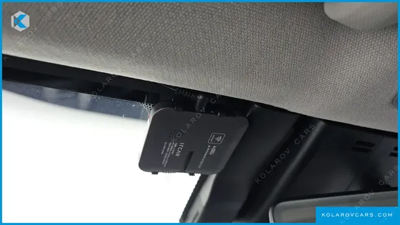 TOYOTA PRIUS 2.0 XLE