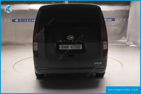 HYUNDAI STARIA CARGO 3-SEATER