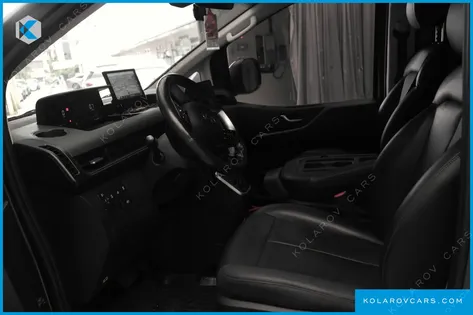 HYUNDAI STARIA CARGO 3-SEATER