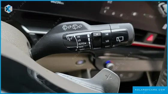 KIA CARNIVAL HEV 7SEATER SIGNATURE