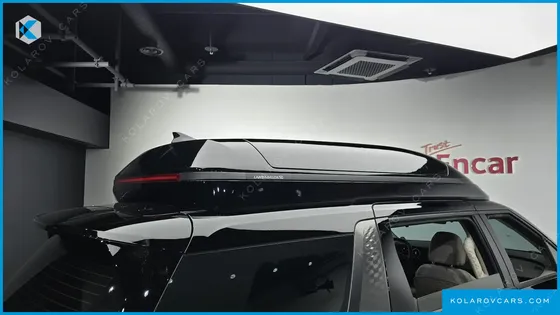 KIA CARNIVAL GASOLINE 9 SEATER X LINE