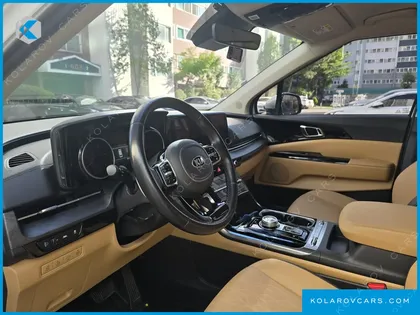 KIA CARNIVAL DIESEL 9-SEATER NOBLESSE