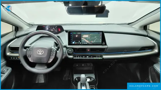 TOYOTA PRIUS 2.0 XLE