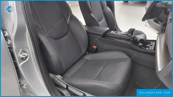TOYOTA PRIUS 2.0 XLE