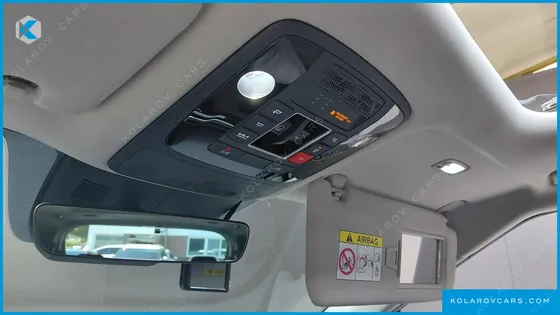 KIA CARNIVAL HEV 9SEATER SIGNATURE