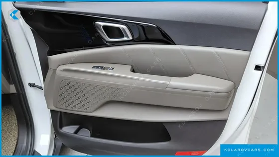 KIA CARNIVAL HEV 9SEATER SIGNATURE