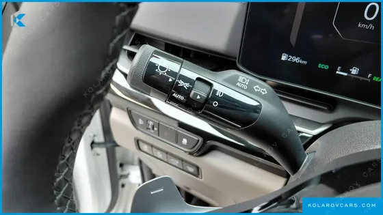KIA CARNIVAL HEV 9SEATER SIGNATURE