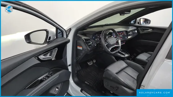 AUDI Q4 E-TRON 40 PREMIUM SPORTBACK