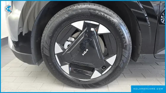KIA CARNIVAL HEV 9SEATER SIGNATURE