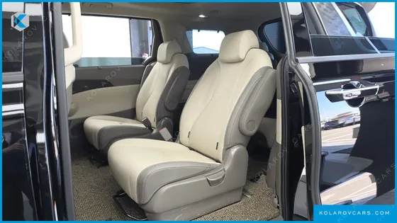 KIA CARNIVAL HEV 9SEATER SIGNATURE