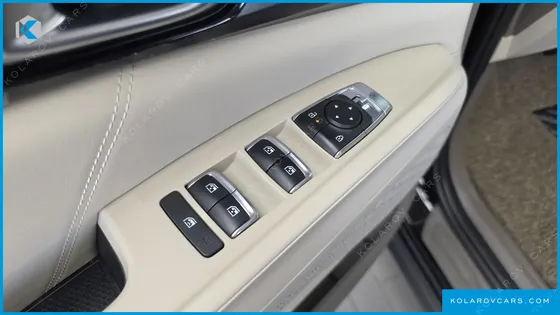 KIA CARNIVAL HEV 9SEATER SIGNATURE