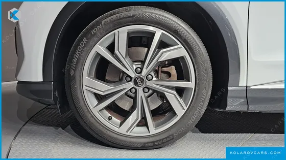 AUDI Q4 E-TRON 40 PREMIUM SPORTBACK