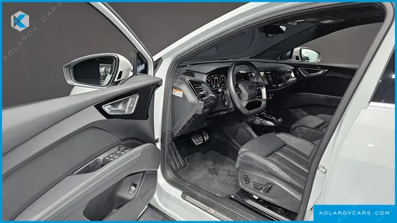 AUDI Q4 E-TRON 40 PREMIUM SPORTBACK