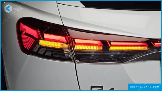 AUDI Q4 E-TRON 40 PREMIUM SPORTBACK
