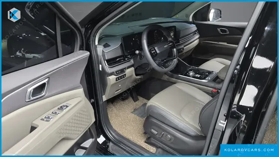 KIA CARNIVAL GASOLINE 9-SEATER NOBLESSE