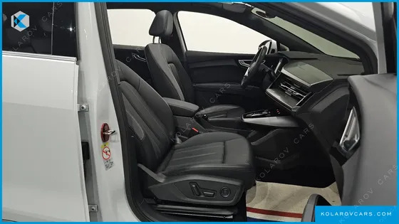 AUDI Q4 E-TRON 40 PREMIUM
