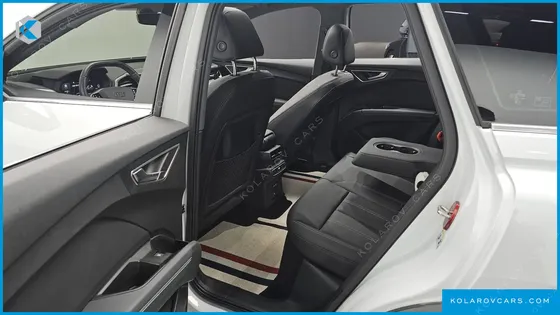 AUDI Q4 E-TRON 40 PREMIUM