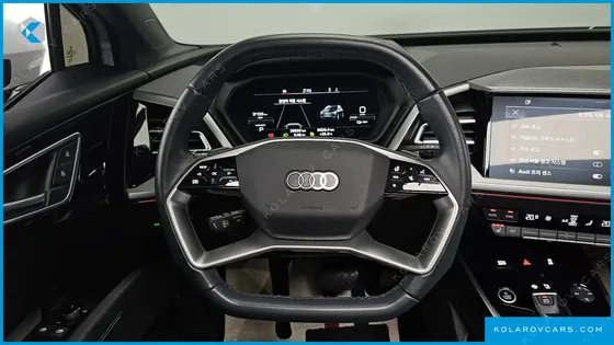 AUDI Q4 E-TRON 40 PREMIUM