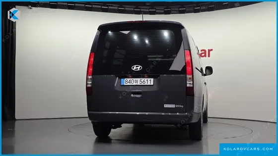 HYUNDAI STARIA L3.5 CARGO 3-SEATER
