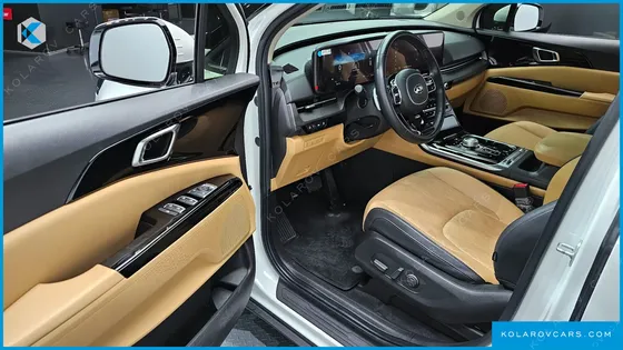 KIA CARNIVAL DIESEL 9-SEATER NOBLESSE