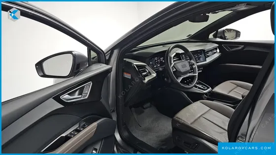 AUDI Q4 E-TRON 40 PREMIUM