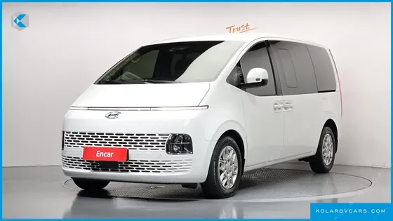 HYUNDAI STARIA CARGO 5-SEATER