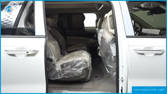 KIA CARNIVAL HEV 7-SEATER HI LIMOUSINE