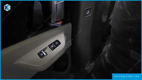 KIA CARNIVAL HEV 7-SEATER HI LIMOUSINE