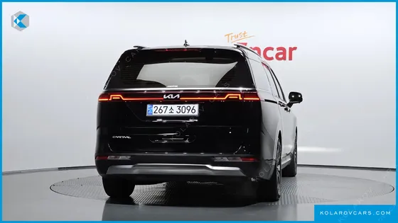 KIA CARNIVAL GASOLINE 7-SEATER NOBLESSE