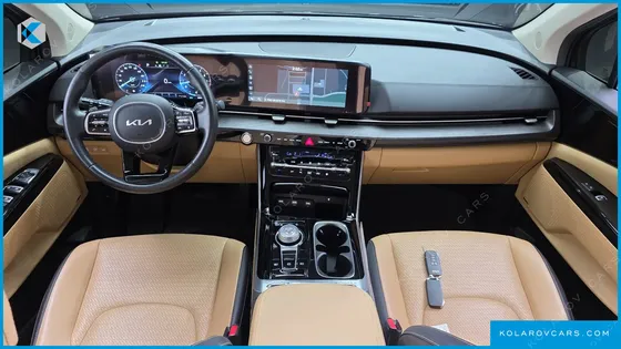 KIA CARNIVAL GASOLINE 7-SEATER NOBLESSE