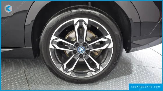 BMW IX2 EDRIVE 20 M SPORT