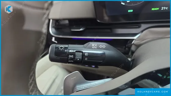 KIA CARNIVAL HEV 7SEATER SIGNATURE