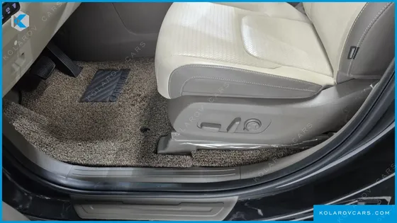 KIA CARNIVAL HEV 7SEATER SIGNATURE