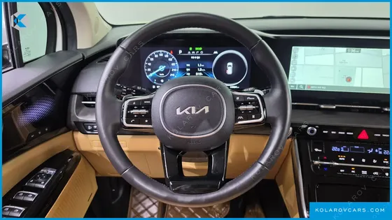 KIA CARNIVAL GASOLINE 9-SEATER SIGNATURE