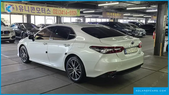 TOYOTA CAMRY 2.5 XLE HYBRID