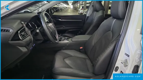 TOYOTA CAMRY 2.5 XLE HYBRID