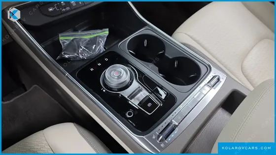 KIA CARNIVAL HEV 7SEATER SIGNATURE