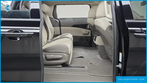 KIA CARNIVAL HEV 7SEATER SIGNATURE