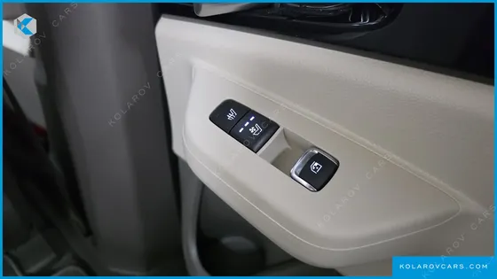 KIA CARNIVAL HEV 7SEATER SIGNATURE