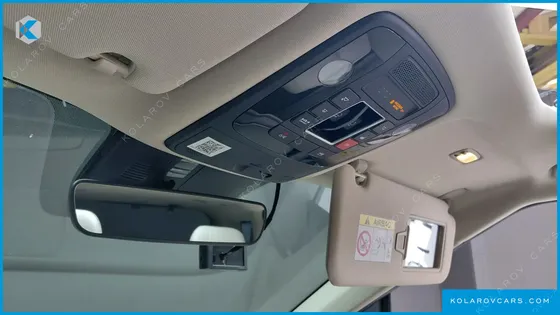 KIA CARNIVAL GASOLINE 7-SEATER SIGNATURE