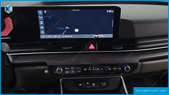 KIA CARNIVAL DIESEL 9-SEATER PRESTIGE