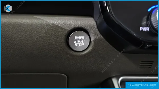 KIA CARNIVAL DIESEL 9-SEATER PRESTIGE